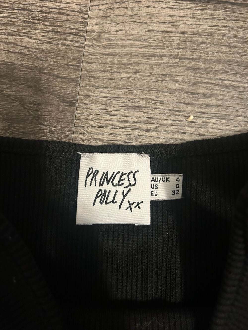 Princess Polly Black Ribbed Sleeveless Crop Top Size US 0 - Picture 2 of 3